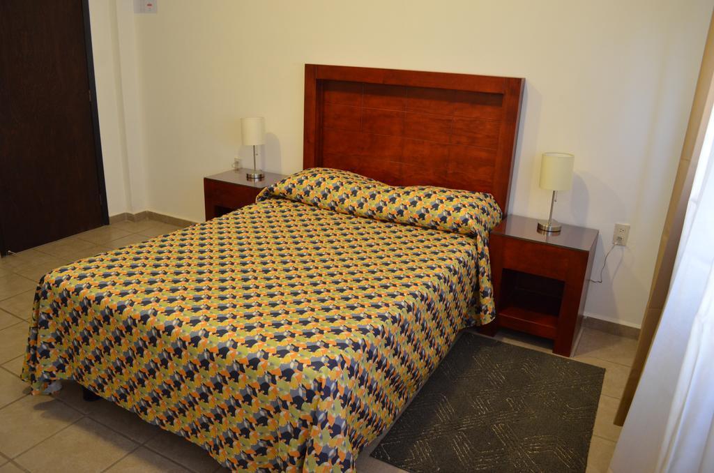 Hotel San Miguel Pénjamo Pokoj fotografie